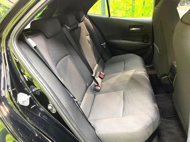 カローラスポーツ ハイブリッドＧ　Ｚ　禁煙車　モデリスタエアロ　衝突軽減システム　ナビ機能付ディスプレイオーディオ　レーダークルーズ　バックカメラ　フルセグ　ＥＴＣ　Ｂｌｕｅｔｏｏｔｈ再生　ブラインドスポットモニター　シートヒーター（9枚目）