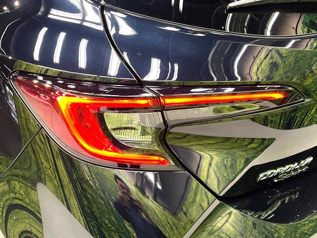 カローラスポーツ ハイブリッドＧ　Ｚ　禁煙車　モデリスタエアロ　衝突軽減システム　ナビ機能付ディスプレイオーディオ　レーダークルーズ　バックカメラ　フルセグ　ＥＴＣ　Ｂｌｕｅｔｏｏｔｈ再生　ブラインドスポットモニター　シートヒーター（51枚目）