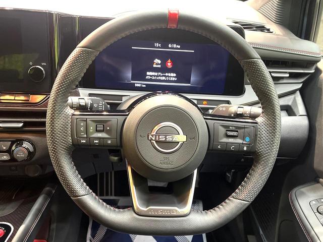 オーラ ニスモ　チューンドｅ－パワー４ＷＤ　禁煙車　４ＷＤ　メーカー９インチナビ　全周囲カメラ　衝突軽減装置　プロパイロット　パワーシート　ドライブレコーダー　コーナーセンサー　ＬＥＤヘッド　ＥＴＣ２．０　オートライト　オートエアコン（11枚目）