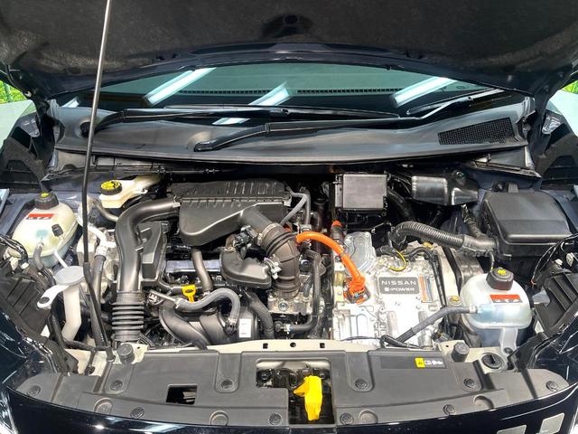 オーラ ニスモ　チューンドｅ－パワー４ＷＤ　禁煙車　４ＷＤ　メーカー９インチナビ　全周囲カメラ　衝突軽減装置　プロパイロット　パワーシート　ドライブレコーダー　コーナーセンサー　ＬＥＤヘッド　ＥＴＣ２．０　オートライト　オートエアコン（18枚目）