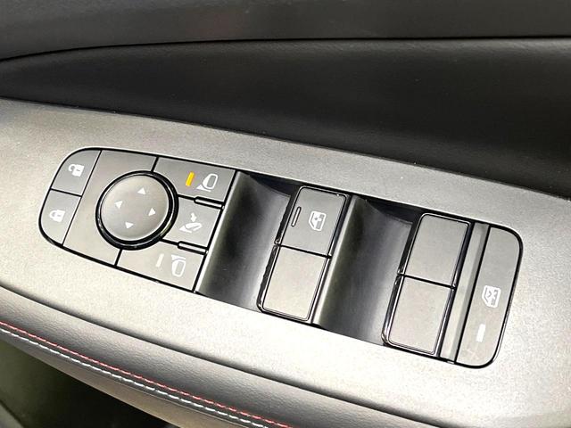 オーラ ニスモ　チューンドｅ－パワー４ＷＤ　禁煙車　４ＷＤ　メーカー９インチナビ　全周囲カメラ　衝突軽減装置　プロパイロット　パワーシート　ドライブレコーダー　コーナーセンサー　ＬＥＤヘッド　ＥＴＣ２．０　オートライト　オートエアコン（45枚目）