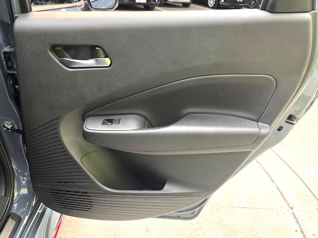 オーラ ニスモ　チューンドｅ－パワー４ＷＤ　禁煙車　４ＷＤ　メーカー９インチナビ　全周囲カメラ　衝突軽減装置　プロパイロット　パワーシート　ドライブレコーダー　コーナーセンサー　ＬＥＤヘッド　ＥＴＣ２．０　オートライト　オートエアコン（50枚目）