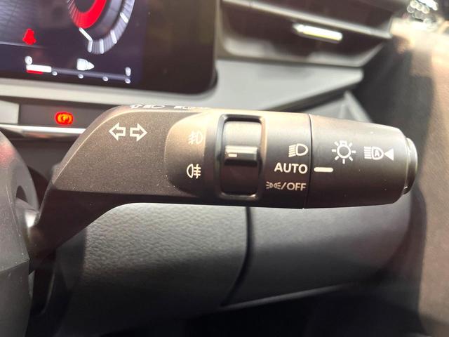 オーラ ニスモ　チューンドｅ－パワー４ＷＤ　禁煙車　４ＷＤ　メーカー９インチナビ　全周囲カメラ　衝突軽減装置　プロパイロット　パワーシート　ドライブレコーダー　コーナーセンサー　ＬＥＤヘッド　ＥＴＣ２．０　オートライト　オートエアコン（61枚目）