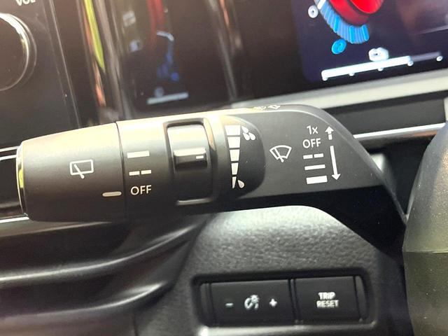 オーラ ニスモ　チューンドｅ－パワー４ＷＤ　禁煙車　４ＷＤ　メーカー９インチナビ　全周囲カメラ　衝突軽減装置　プロパイロット　パワーシート　ドライブレコーダー　コーナーセンサー　ＬＥＤヘッド　ＥＴＣ２．０　オートライト　オートエアコン（62枚目）