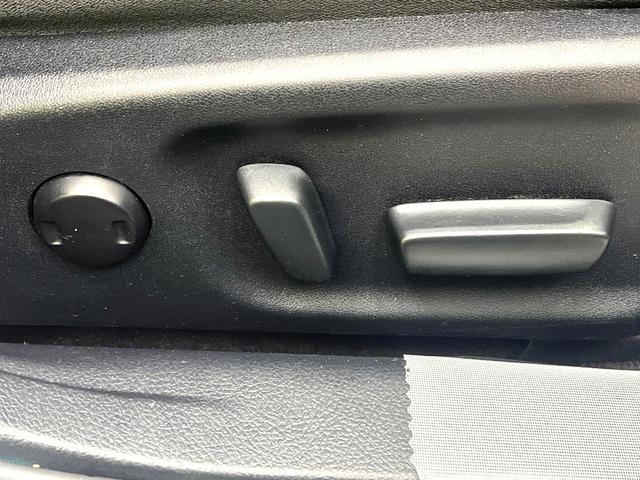 クラウン アスリートS 8インチナビ バックカメラ ドラレコ コーナーセンサー HIDヘッド ビルトインETC クルコン オートライト デュアルエアコン 純正17インチアルミ Bluetooth CD DVD再生 フルセグ(25枚目)