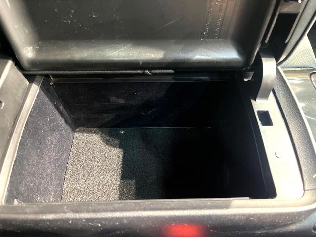 クラウン アスリートS 8インチナビ バックカメラ ドラレコ コーナーセンサー HIDヘッド ビルトインETC クルコン オートライト デュアルエアコン 純正17インチアルミ Bluetooth CD DVD再生 フルセグ(65枚目)