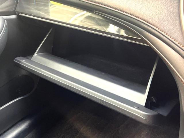 クラウン アスリートS 8インチナビ バックカメラ ドラレコ コーナーセンサー HIDヘッド ビルトインETC クルコン オートライト デュアルエアコン 純正17インチアルミ Bluetooth CD DVD再生 フルセグ(66枚目)