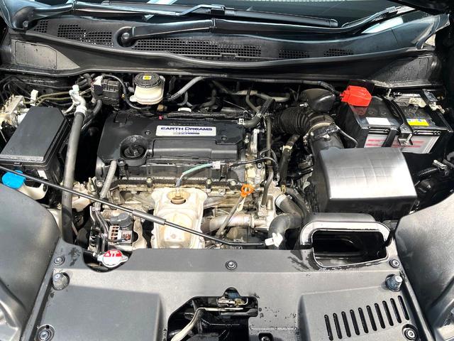 オデッセイ アブソルート 禁煙車 両側電動スライドドア フリップダウンモニター 純正10インチナビ 全周囲カメラ アダプティブクルーズ フルセグ ETC Bluetooth再生 パワーシート ハーフレザーシート オットマン(19枚目)