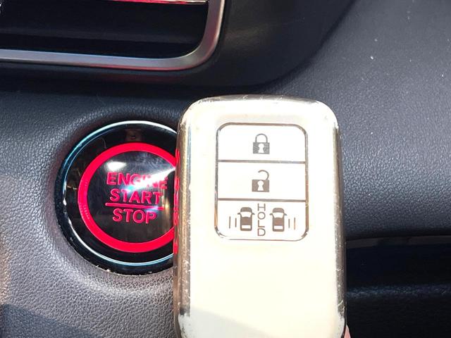 オデッセイ アブソルート 禁煙車 両側電動スライドドア フリップダウンモニター 純正10インチナビ 全周囲カメラ アダプティブクルーズ フルセグ ETC Bluetooth再生 パワーシート ハーフレザーシート オットマン(45枚目)