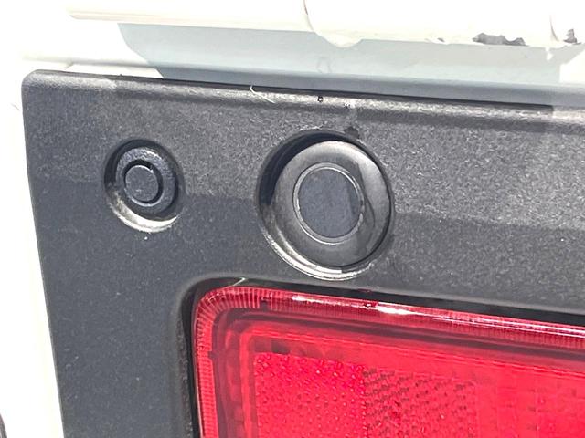 ハイゼットトラック スタンダード 禁煙車 MT車 スマートアシスト コーナーセンサー アイドリングストップ オートマチックハイビーム オートライト 盗難防止システム 誤発進抑制機能 横滑り防止装置 車線逸脱警報(32枚目)