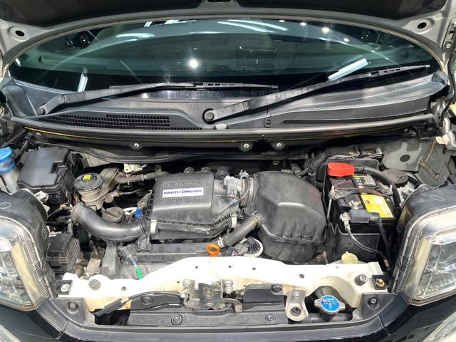 N-BOXカスタム 2トーンカラースタイル G・Lパッケージ 衝突軽減装置 純正ナビ 両側電動スライドドア ETC バックカメラ Bluetooth HIDヘッドライト フォグライト スマートキー オートライト オートエアコン 地デジ プライバシーガラス(18枚目)