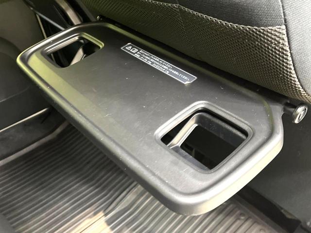 N-BOXカスタム 2トーンカラースタイル G・Lパッケージ 衝突軽減装置 純正ナビ 両側電動スライドドア ETC バックカメラ Bluetooth HIDヘッドライト フォグライト スマートキー オートライト オートエアコン 地デジ プライバシーガラス(40枚目)