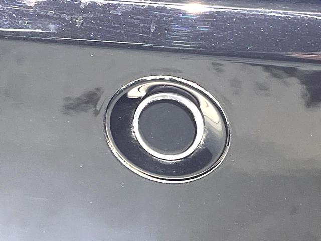 デリカミニ Ｔ　プレミアム　禁煙車　衝突軽減装置　９型ＳＤナビ　全周囲カメラ　両側電動スライドドア　マイパイロット　シートヒーター　デジタルインナーミラー　ＥＴＣ　ドラレコ　ステアリングヒーター　ハーフレザーシート（25枚目）