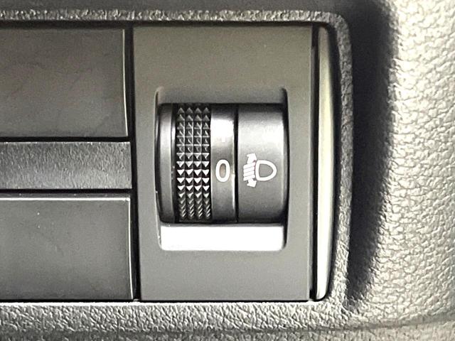 デリカミニ Ｔ　プレミアム　禁煙車　衝突軽減装置　９型ＳＤナビ　全周囲カメラ　両側電動スライドドア　マイパイロット　シートヒーター　デジタルインナーミラー　ＥＴＣ　ドラレコ　ステアリングヒーター　ハーフレザーシート（49枚目）