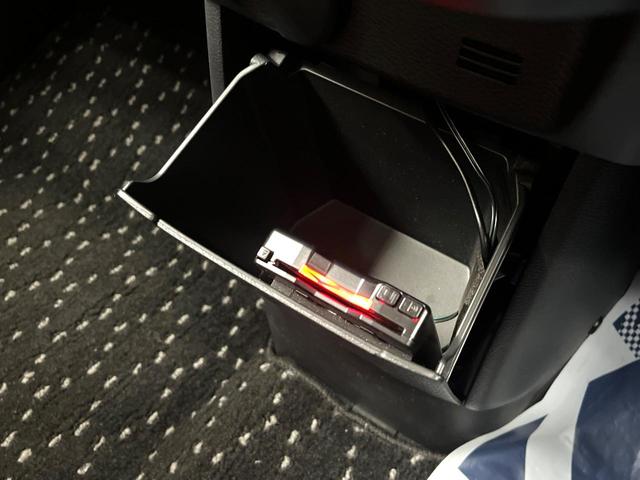 デリカミニ Ｔ　プレミアム　禁煙車　衝突軽減装置　９型ＳＤナビ　全周囲カメラ　両側電動スライドドア　マイパイロット　シートヒーター　デジタルインナーミラー　ＥＴＣ　ドラレコ　ステアリングヒーター　ハーフレザーシート（67枚目）