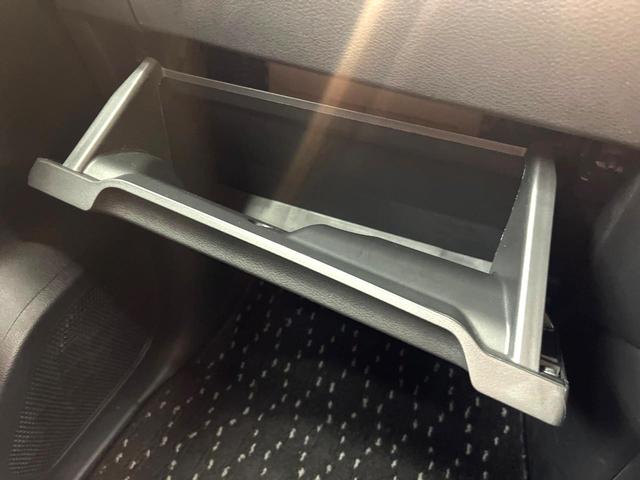 デリカミニ Ｔ　プレミアム　禁煙車　衝突軽減装置　９型ＳＤナビ　全周囲カメラ　両側電動スライドドア　マイパイロット　シートヒーター　デジタルインナーミラー　ＥＴＣ　ドラレコ　ステアリングヒーター　ハーフレザーシート（69枚目）