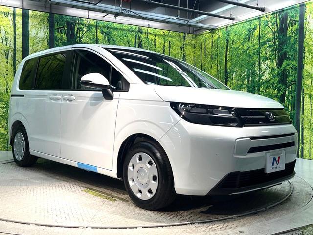 フリード エアー 登録済未使用車 両側電動ドア バックカメラ ホンダセンシング レーダークルーズ コーナーセンサー 純正8型ディスプレイオーディオ スマートキー LEDヘッド オートハイビーム オートエアコン(17枚目)