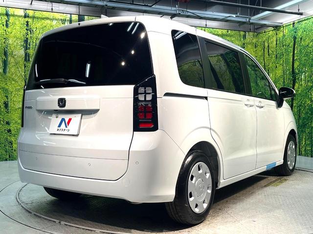 フリード エアー 登録済未使用車 両側電動ドア バックカメラ ホンダセンシング レーダークルーズ コーナーセンサー 純正8型ディスプレイオーディオ スマートキー LEDヘッド オートハイビーム オートエアコン(18枚目)