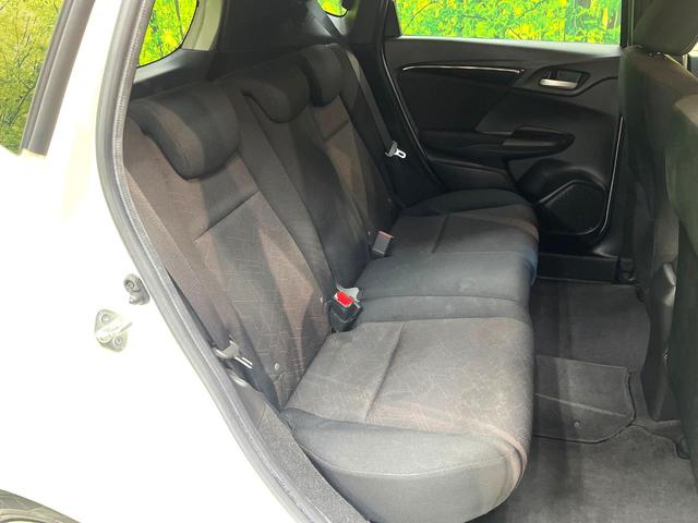 フィットハイブリッド Sパッケージ エアロ 純正8型ナビ バックカメラ 衝突被害軽減システム 禁煙車 ドラレコ スマートキー LEDヘッド ETC クルコン オートライト オートエアコン 純正16インチアルミ Bluetooth CD(9枚目)