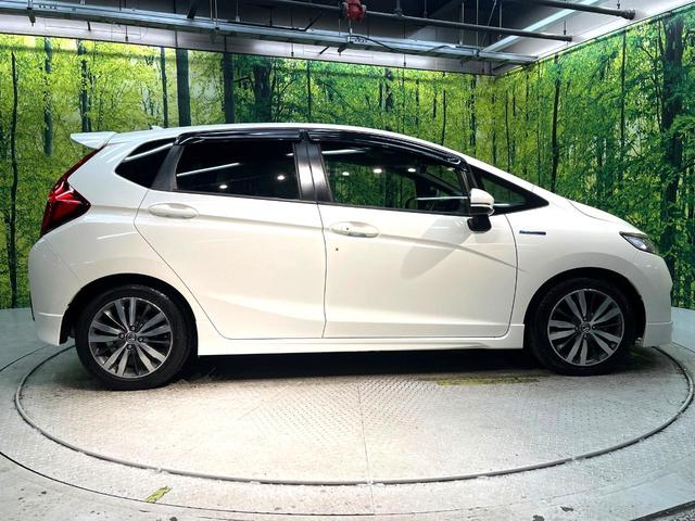 フィットハイブリッド Sパッケージ エアロ 純正8型ナビ バックカメラ 衝突被害軽減システム 禁煙車 ドラレコ スマートキー LEDヘッド ETC クルコン オートライト オートエアコン 純正16インチアルミ Bluetooth CD(43枚目)