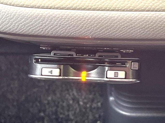 【ＥＴＣ】高速道路の料金所をストレスなく通過！話題のスポットやサービスエリアに多い「スマートＩＣ」利用時は必須のアイテムです。当店でセットアップを実施、ご納車当日からすぐにご利用いただけます！