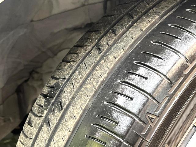 ソリオ Ｇ　禁煙車　ナビ　バックカメラ　衝突被害軽減システム　コーナーセンサー　スマートキー　オートハイビーム　車線逸脱警報　オートライト　オートエアコン　ＥＴＣ　Ｂｌｕｅｔｏｏｔｈ（37枚目）