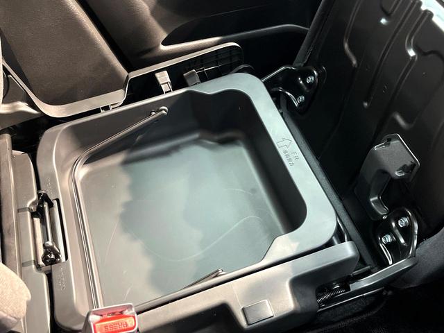 ソリオ Ｇ　禁煙車　ナビ　バックカメラ　衝突被害軽減システム　コーナーセンサー　スマートキー　オートハイビーム　車線逸脱警報　オートライト　オートエアコン　ＥＴＣ　Ｂｌｕｅｔｏｏｔｈ（56枚目）