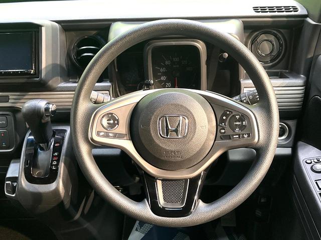 ステアリングも使用感が少なく、きれいな状態となっております♪