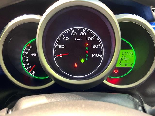 Ｎ－ＢＯＸ ２トーンカラースタイル　Ｇ・Ｌパッケージ　禁煙車　電動スライドドア　純正ナビ　バックカメラ　ＥＴＣ　Ｂｌｕｅｔｏｏｔｈ再生　スマートキー　２トーンカラー　純正１４インチアルミホイール　地デジ　プライバシーガラス　盗難防止装置　ベンチシート（21枚目）