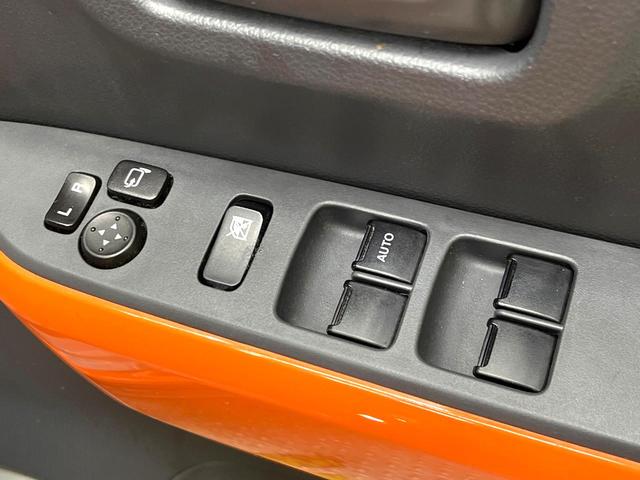 ハスラー Ｇ　禁煙車　衝突軽減システム　ナビ　バックカメラ　フルセグ　シートヒーター　ＨＩＤヘッドライト　スマートキー　アイドリングストップ　プライバシーガラス　盗難防止装置（33枚目）