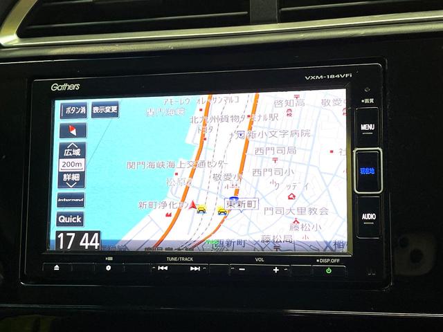 【純正ナビ】人気の純正ナビを装備。オーディオ機能も充実しており、Ｂｌｕｅｔｏｏｔｈ接続すればお持ちのスマホやＭＰ３プレイヤーの音楽を再生可能！毎日の運転がさらに楽しくなります！！