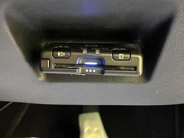 【ＥＴＣ】高速道路の料金所をストレスなく通過！話題のスポットやサービスエリアに多い「スマートＩＣ」利用時は必須のアイテムです。当店でセットアップを実施、ご納車当日からすぐにご利用いただけます！