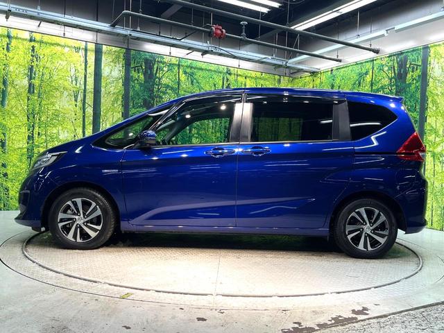 フリードハイブリッド ハイブリッド・ＥＸ　禁煙車　両側電動スライドドア　ホンダセンシング　アダプティブクルーズ　８インチナビ　バックカメラ　フルセグ　ドライブレコーダー　ＥＴＣ２．０　Ｂｌｕｅｔｏｏｔｈ再生　シートヒーター　ハーフレザーシート（32枚目）
