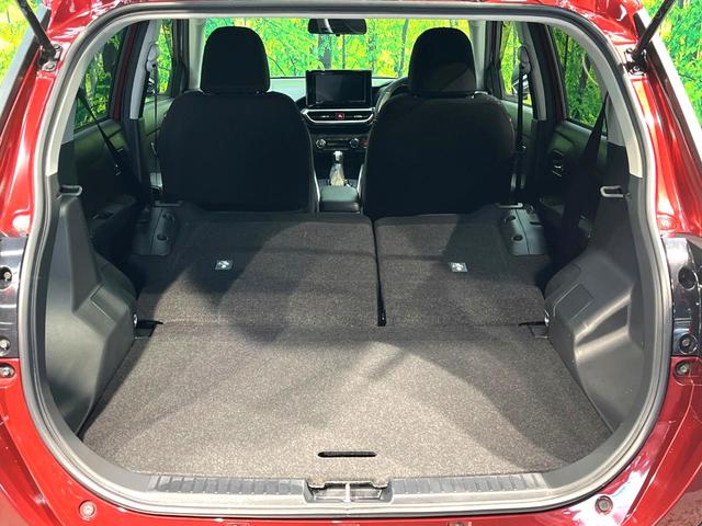 ライズ Ｚ　禁煙車　スマートアシスト　レーダークルーズ　純正９インチナビ　全周囲カメラ　フルセグ　ＥＴＣ　Ｂｌｕｅｔｏｏｔｈ再生　シートヒーター　ＬＥＤヘッド　ＬＥＤフォグ　レーンアシスト　クリアランスソナー（10枚目）