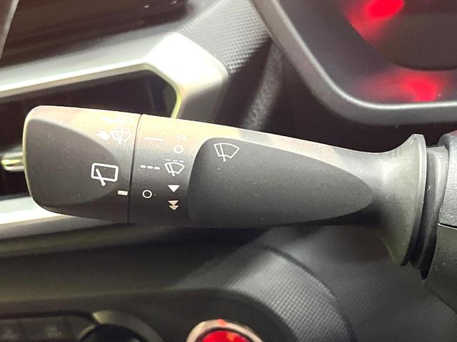 ライズ Ｚ　禁煙車　スマートアシスト　レーダークルーズ　純正９インチナビ　全周囲カメラ　フルセグ　ＥＴＣ　Ｂｌｕｅｔｏｏｔｈ再生　シートヒーター　ＬＥＤヘッド　ＬＥＤフォグ　レーンアシスト　クリアランスソナー（63枚目）