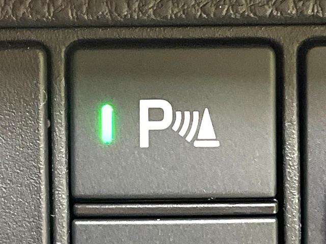 【コーナーセンサー】バンパーに付いたセンサーが障害物を検知！一定の距離に近づくとアラートで教えてくれます♪狭い駐車スペースや車庫入れ時も安心ですね☆