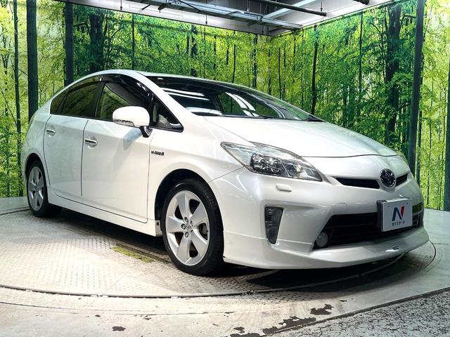 プリウス Ｓツーリングセレクション　禁煙車　アルパイン８型ナビ　バックカメラ　フルセグ　ＥＴＣ　Ｂｌｕｅｔｏｏｔｈ再生　ＨＩＤヘッドライト　純正１７インチアルミホイール　スマートキー　フォグランプ　プライバシーガラス　盗難防止装置（16枚目）