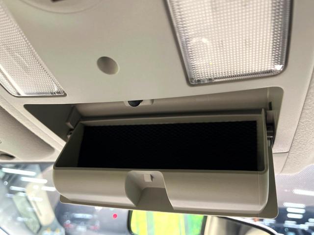 プリウス Ｓツーリングセレクション　禁煙車　アルパイン８型ナビ　バックカメラ　フルセグ　ＥＴＣ　Ｂｌｕｅｔｏｏｔｈ再生　ＨＩＤヘッドライト　純正１７インチアルミホイール　スマートキー　フォグランプ　プライバシーガラス　盗難防止装置（67枚目）