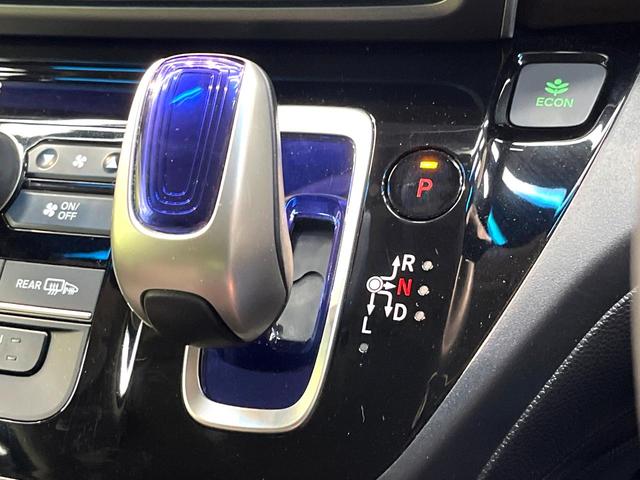 フリードハイブリッド ハイブリッド・ＥＸ　禁煙車　両側電動スライドドア　衝突軽減システム　アダプティブクルーズ　純正ナビ　バックカメラ　フルセグ　ＥＴＣ　Ｂｌｕｅｔｏｏｔｈ再生　ハーフレザーシート　シートヒーター　ＬＥＤヘッドライト（56枚目）