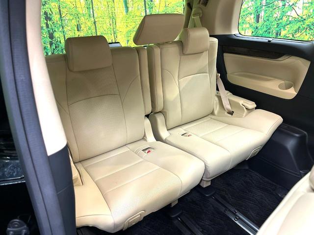 アルファードハイブリッド Ｇ　Ｆパッケージ　４ＷＤ　サンルーフ　モデリスタフルエアロ　両側電動ドア　後席モニター　純正１０．５型ナビ　全周囲カメラ　ＪＢＬサウンド　１００Ｖ電源　衝突被害軽減システム　レーダークルーズ　禁煙車　電動リアゲート（10枚目）