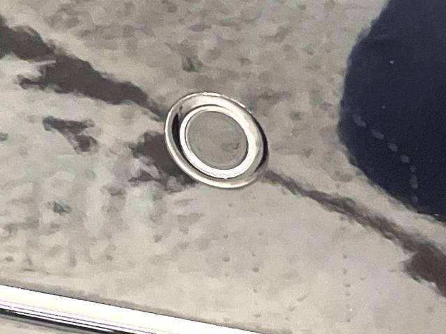 アルファードハイブリッド Ｇ　Ｆパッケージ　４ＷＤ　サンルーフ　モデリスタフルエアロ　両側電動ドア　後席モニター　純正１０．５型ナビ　全周囲カメラ　ＪＢＬサウンド　１００Ｖ電源　衝突被害軽減システム　レーダークルーズ　禁煙車　電動リアゲート（26枚目）