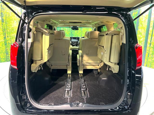 アルファードハイブリッド Ｇ　Ｆパッケージ　４ＷＤ　サンルーフ　モデリスタフルエアロ　両側電動ドア　後席モニター　純正１０．５型ナビ　全周囲カメラ　ＪＢＬサウンド　１００Ｖ電源　衝突被害軽減システム　レーダークルーズ　禁煙車　電動リアゲート（30枚目）