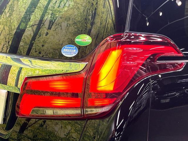 アルファードハイブリッド Ｇ　Ｆパッケージ　４ＷＤ　サンルーフ　モデリスタフルエアロ　両側電動ドア　後席モニター　純正１０．５型ナビ　全周囲カメラ　ＪＢＬサウンド　１００Ｖ電源　衝突被害軽減システム　レーダークルーズ　禁煙車　電動リアゲート（45枚目）