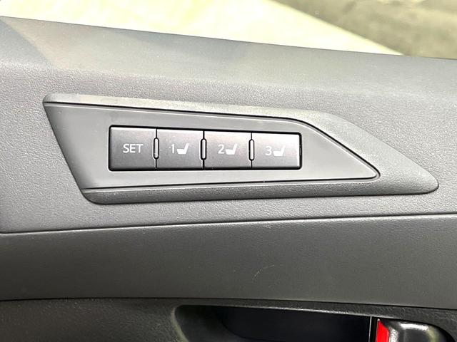アルファードハイブリッド Ｇ　Ｆパッケージ　４ＷＤ　サンルーフ　モデリスタフルエアロ　両側電動ドア　後席モニター　純正１０．５型ナビ　全周囲カメラ　ＪＢＬサウンド　１００Ｖ電源　衝突被害軽減システム　レーダークルーズ　禁煙車　電動リアゲート（52枚目）