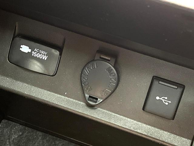 アルファードハイブリッド Ｇ　Ｆパッケージ　４ＷＤ　サンルーフ　モデリスタフルエアロ　両側電動ドア　後席モニター　純正１０．５型ナビ　全周囲カメラ　ＪＢＬサウンド　１００Ｖ電源　衝突被害軽減システム　レーダークルーズ　禁煙車　電動リアゲート（67枚目）