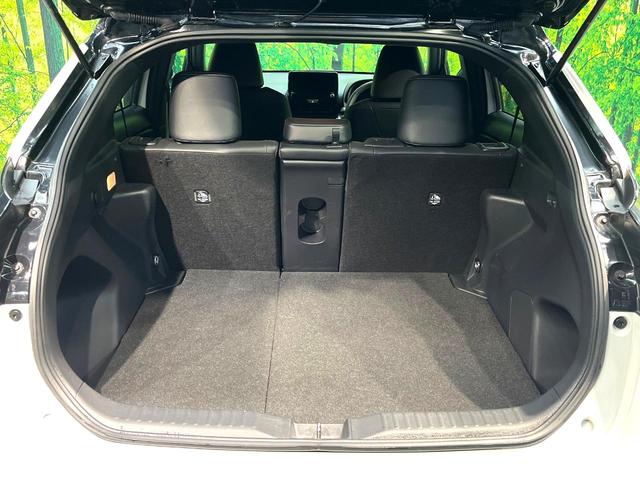 ヤリスクロス Ｚ　禁煙車　衝突軽減システム　レーダークルーズ　ディスプレイオーディオ　バックカメラ　フルセグ　ドライブレコーダー　ＥＴＣ　Ｂｌｕｅｔｏｏｔｈ再生　ハーフレザーシート　シートヒーター　パワーシート（9枚目）