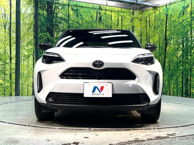 ヤリスクロス Ｚ　禁煙車　衝突軽減システム　レーダークルーズ　ディスプレイオーディオ　バックカメラ　フルセグ　ドライブレコーダー　ＥＴＣ　Ｂｌｕｅｔｏｏｔｈ再生　ハーフレザーシート　シートヒーター　パワーシート（13枚目）