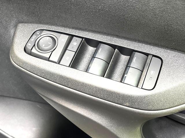 ヤリスクロス Ｚ　禁煙車　衝突軽減システム　レーダークルーズ　ディスプレイオーディオ　バックカメラ　フルセグ　ドライブレコーダー　ＥＴＣ　Ｂｌｕｅｔｏｏｔｈ再生　ハーフレザーシート　シートヒーター　パワーシート（45枚目）