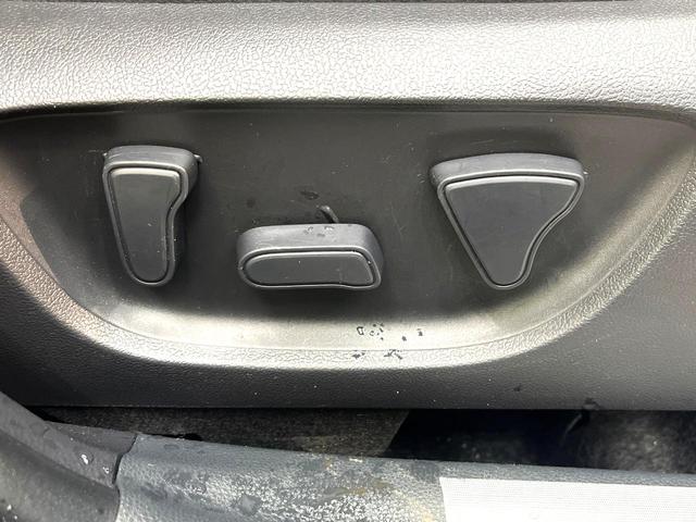 ヤリスクロス Ｚ　禁煙車　衝突軽減システム　レーダークルーズ　ディスプレイオーディオ　バックカメラ　フルセグ　ドライブレコーダー　ＥＴＣ　Ｂｌｕｅｔｏｏｔｈ再生　ハーフレザーシート　シートヒーター　パワーシート（46枚目）