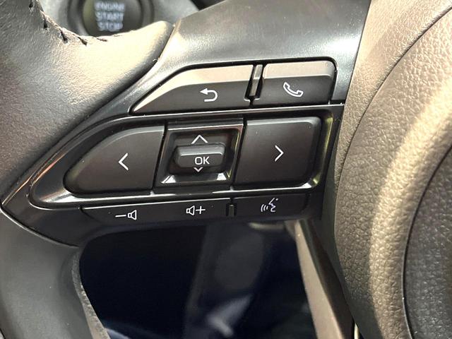 ヤリスクロス Ｚ　禁煙車　衝突軽減システム　レーダークルーズ　ディスプレイオーディオ　バックカメラ　フルセグ　ドライブレコーダー　ＥＴＣ　Ｂｌｕｅｔｏｏｔｈ再生　ハーフレザーシート　シートヒーター　パワーシート（52枚目）